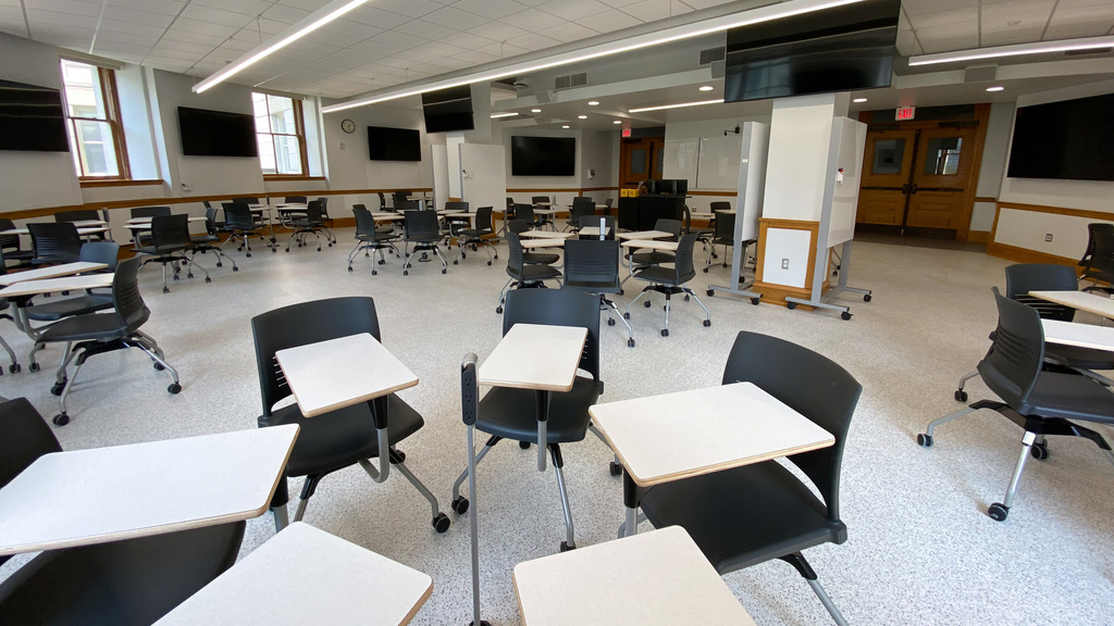 image of classroom 40 Schaeffer Hall