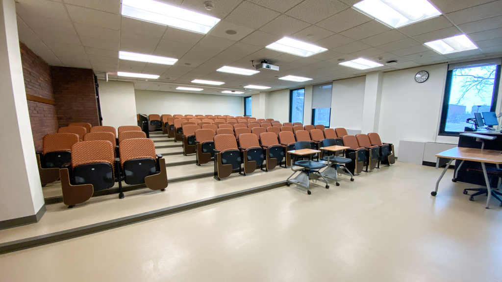 image of classroom 109 English Philosophy Building