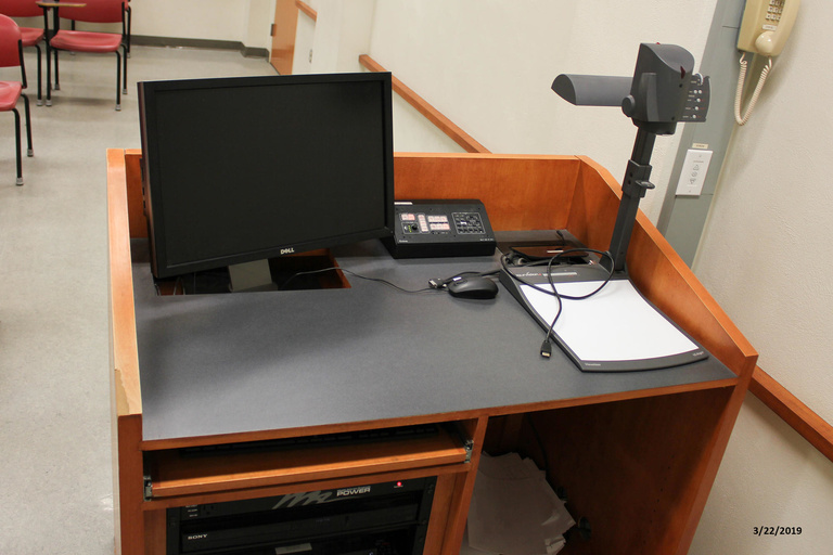Photo of instructor station in classroom 2133 Seamans Center