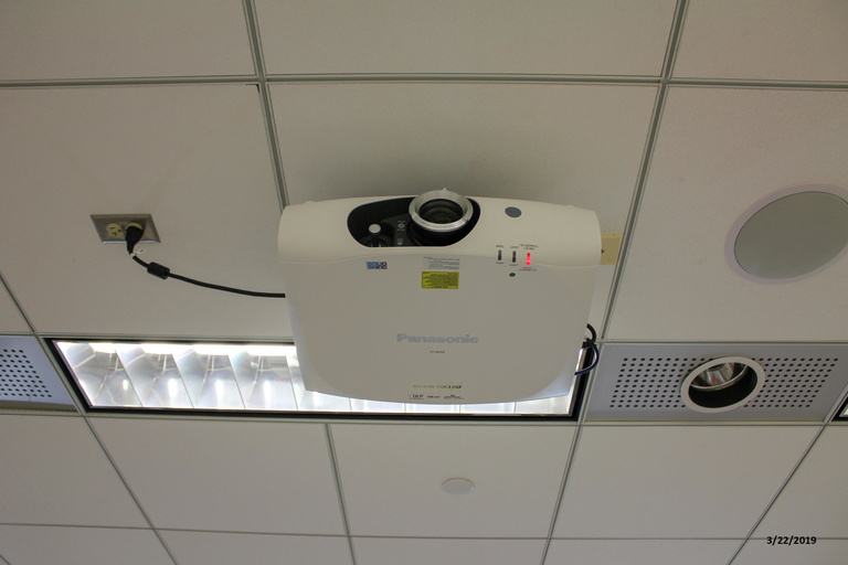 Photo of projector in classroom 2229 Seamans Center