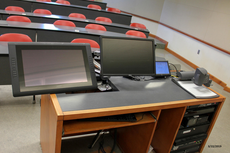 Photo of instructor station in classroom 2229 Seamans Center