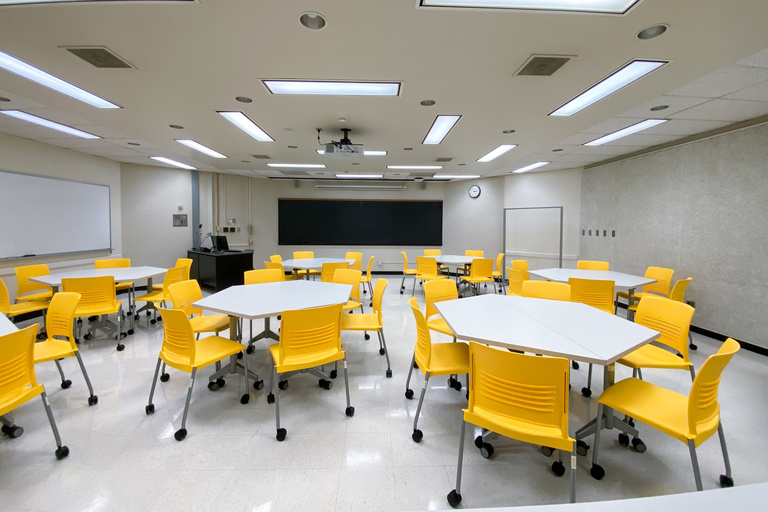 image of classroom n104 lindquist center