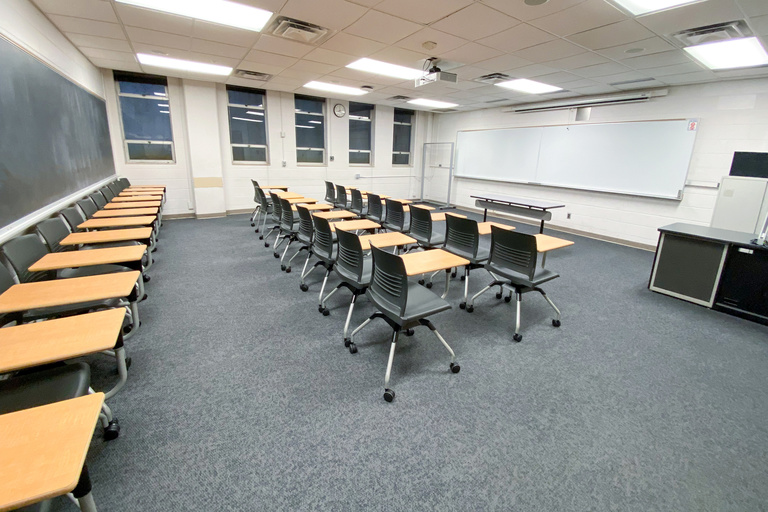 image of classroom 25 Phillips Hall