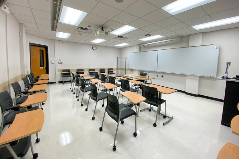 image of classroom 464 Phillips Hall