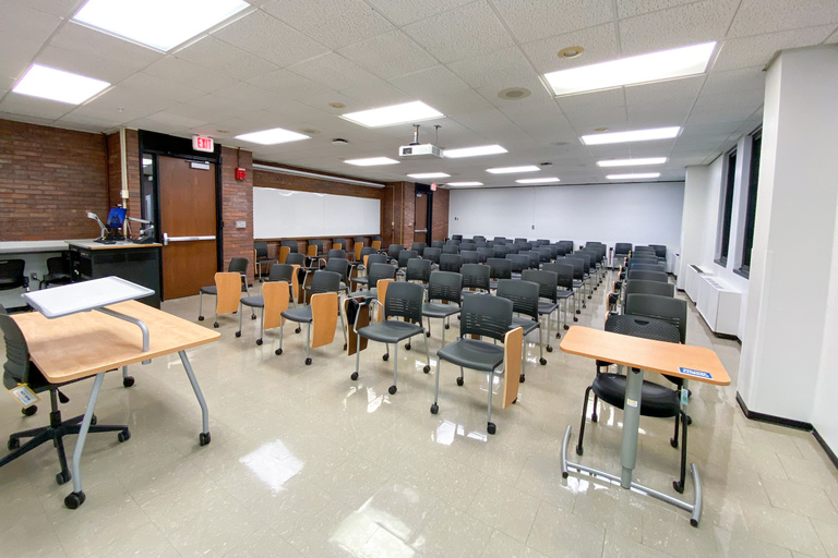 image of classroom 427 English Philosophy Building