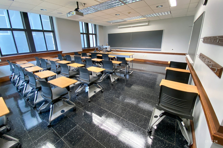 Image of 102 Sciences Library