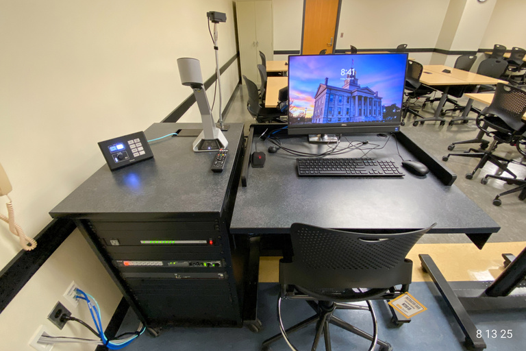 image of classroom W258 Chemistry Building