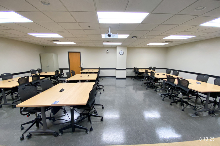 image of classroom W258 Chemistry Building