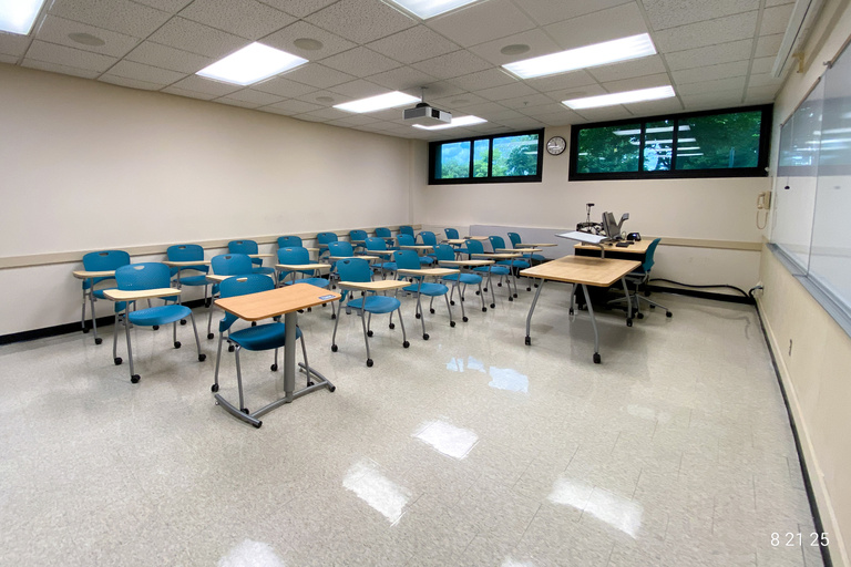 image of classroom 2 English Philosophy Building