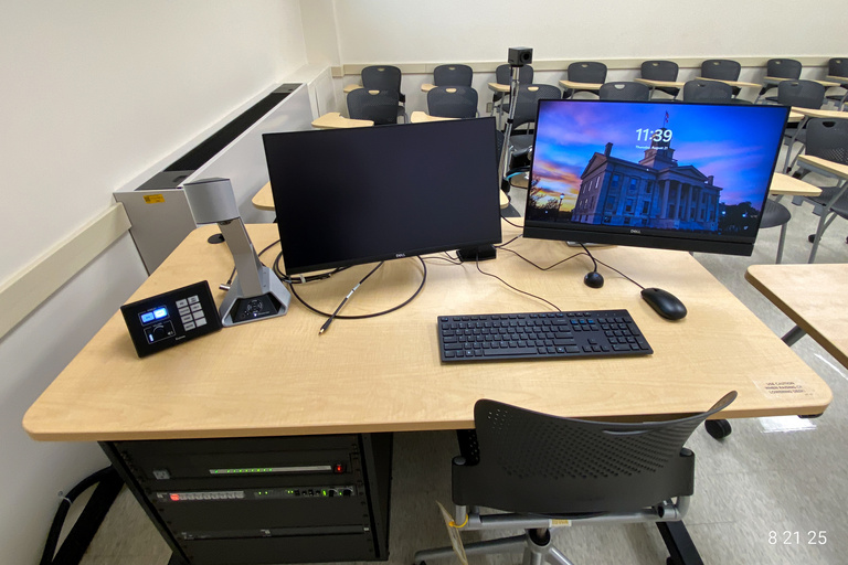 image of classroom 3 English Philosophy Building