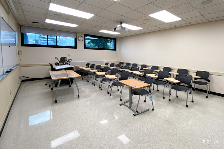 image of classroom 3 English Philosophy Building
