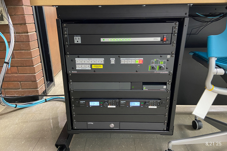 image of classroom 427 English Philosophy Building