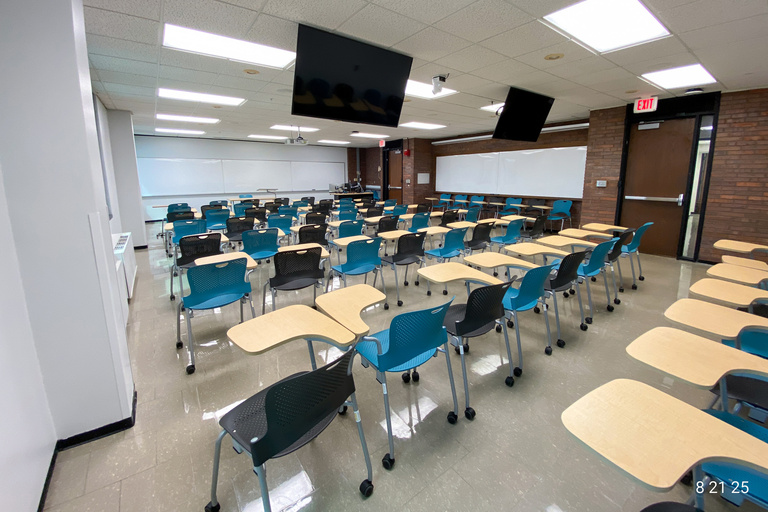 image of classroom 427 English Philosophy Building