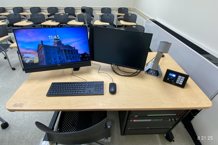 image of classroom 6 English Philosophy Building