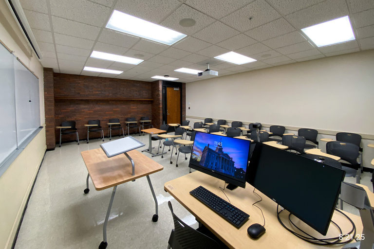 image of classroom 6 English Philosophy Building