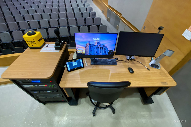 image of Shambaugh Auditorium in Main Library