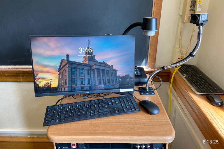 image of classroom 177 Schaeffer Hall