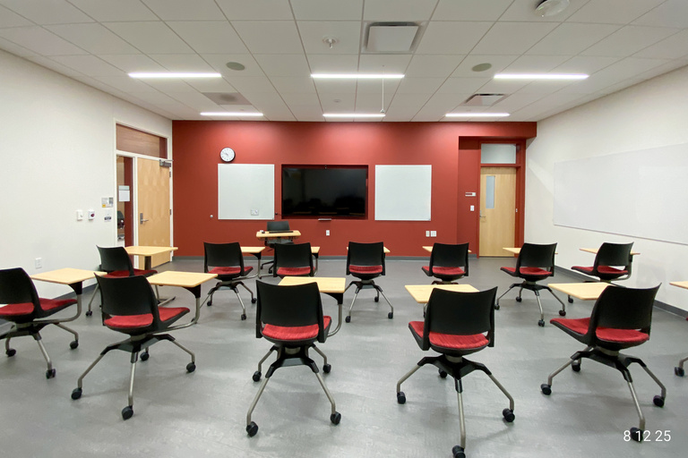 image of classroom 242 College of Pharmacy Building
