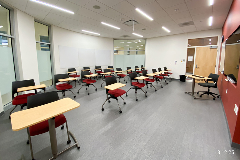 image of classroom 252 College of Pharmacy Building