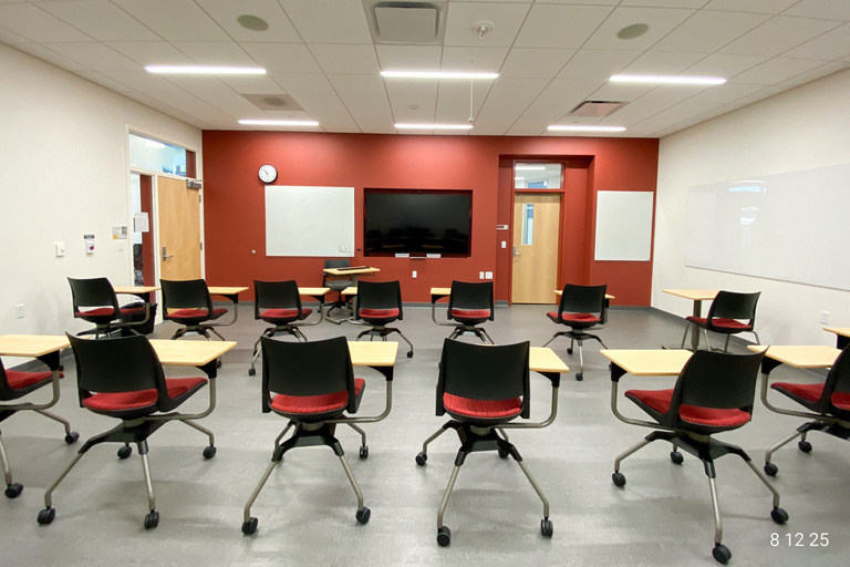 image of classroom 252 College of Pharmacy Building