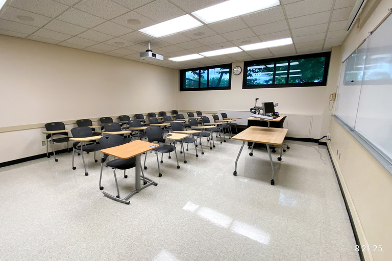 image of classroom 14 English Philosophy Building