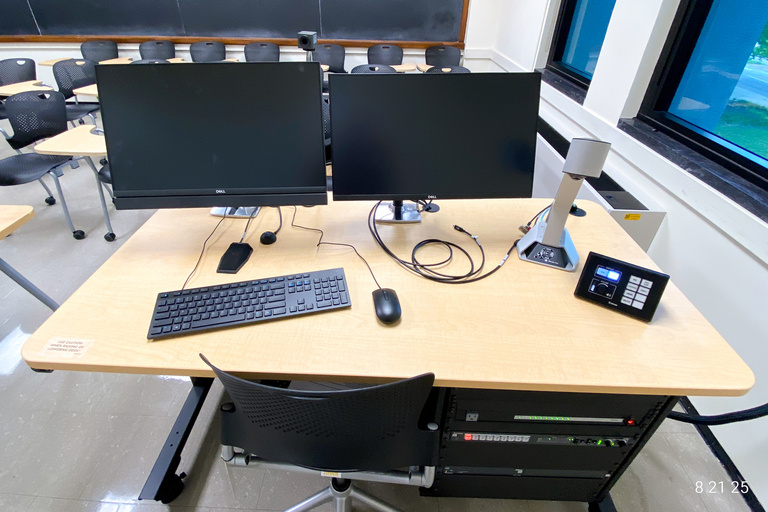 image of classroom 202 English Philosophy Building