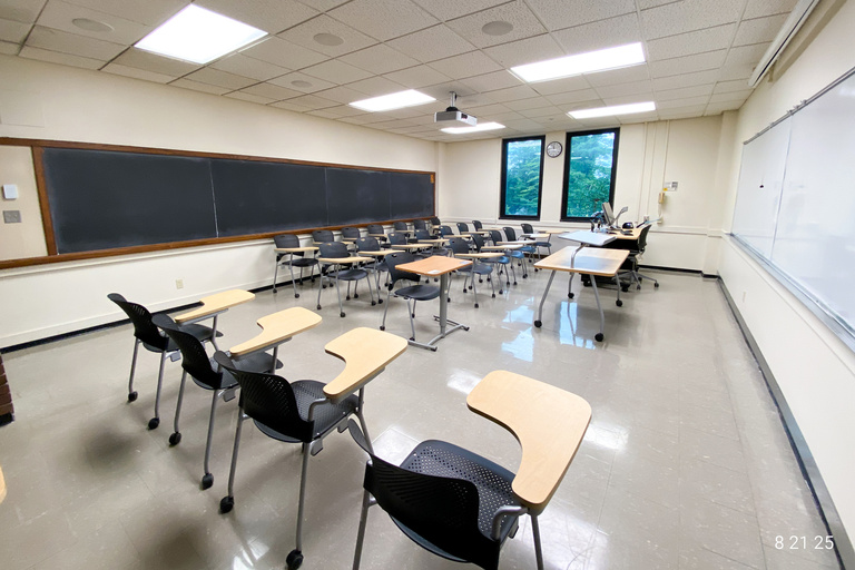 image of classroom 202 English Philosophy Building