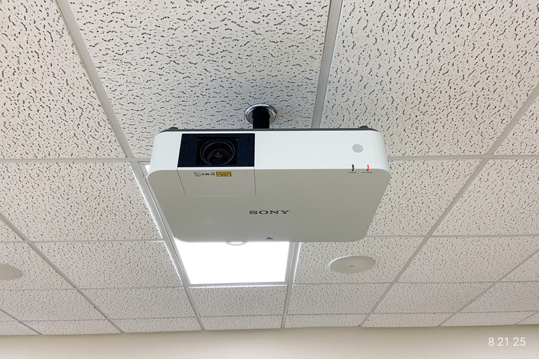 image of classroom 213 English Philosophy Building