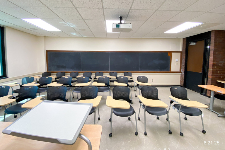 image of classroom 213 English Philosophy Building