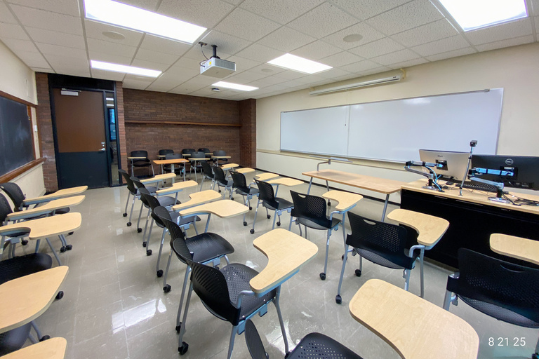 image of classroom 213 English Philosophy Building