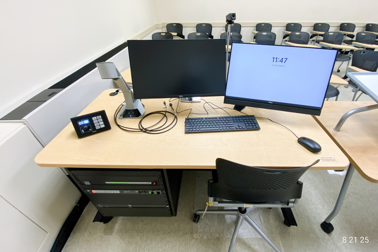 image of classroom 8 English Philosophy Building