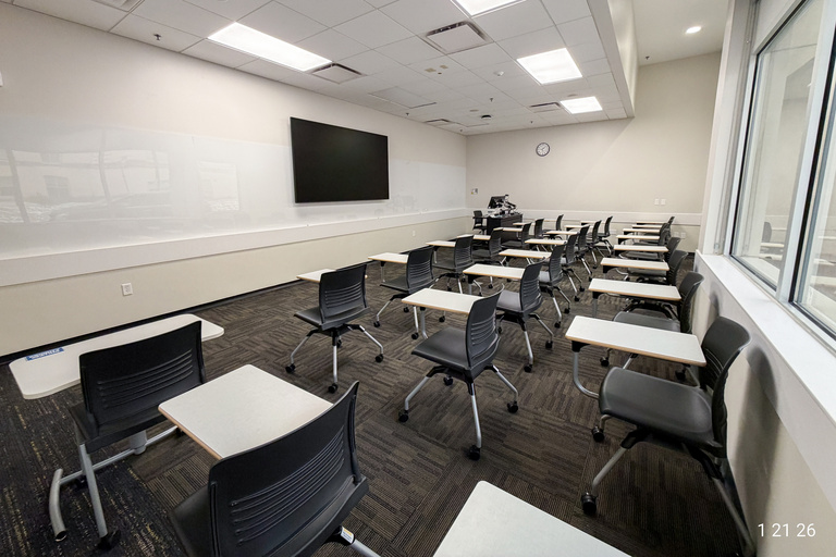 image of classroom 1117 University Capitol Centre