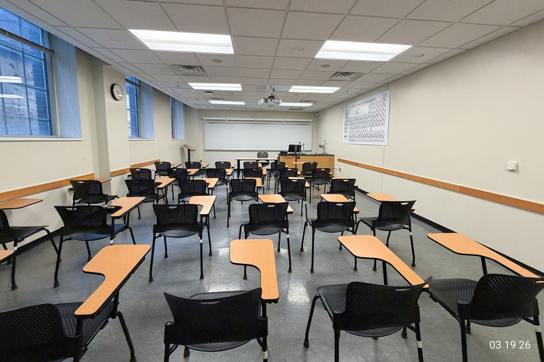 image of classroom E215 Chemistry Building