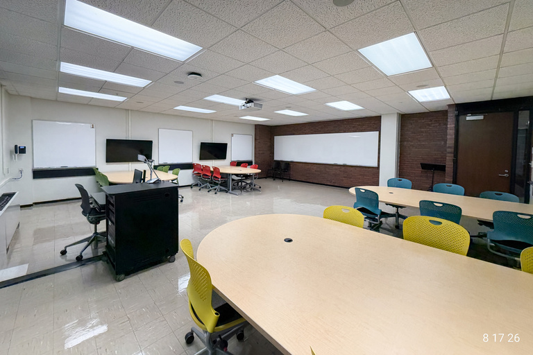 image of classroom 102 English Philosophy Building