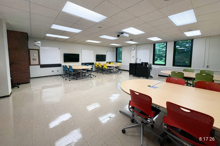 image of classroom 102 English Philosophy Building