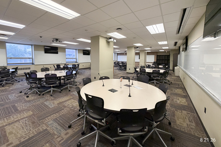 image of classroom 350 Van Allen Hall