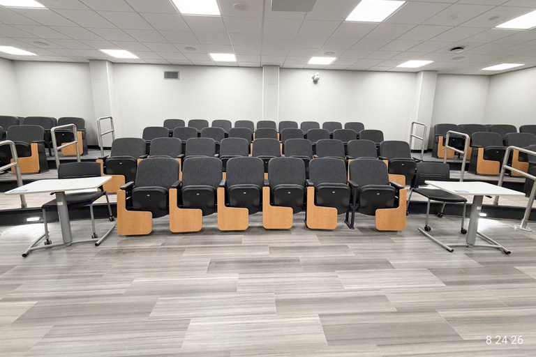 image of classroom 70 Van Allen Hall