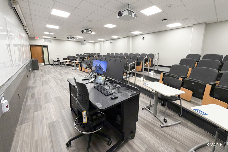 image of classroom 70 Van Allen Hall
