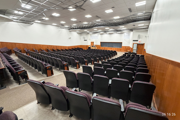 image of classroom 100 Phillips Hall