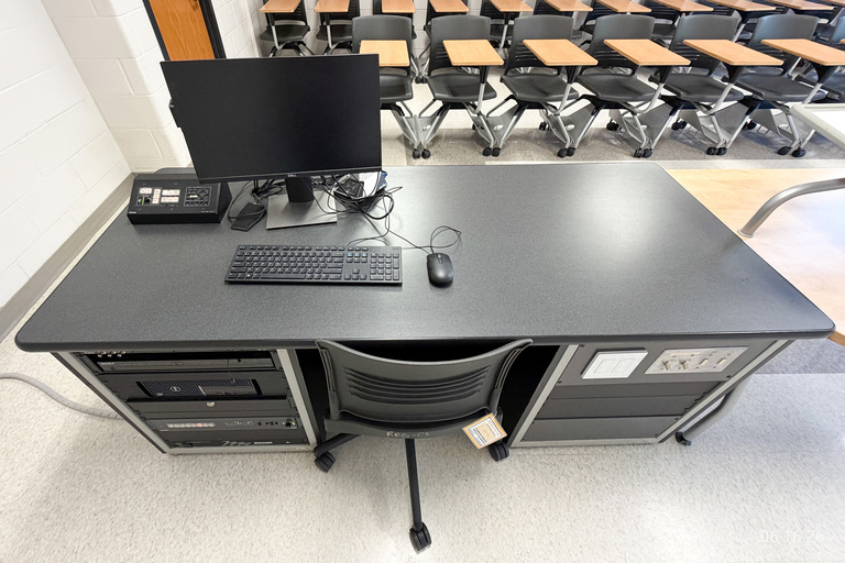 image of classroom 207 Phillips Hall