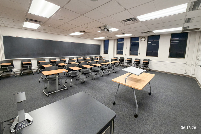 image of classroom 25 Phillips Hall