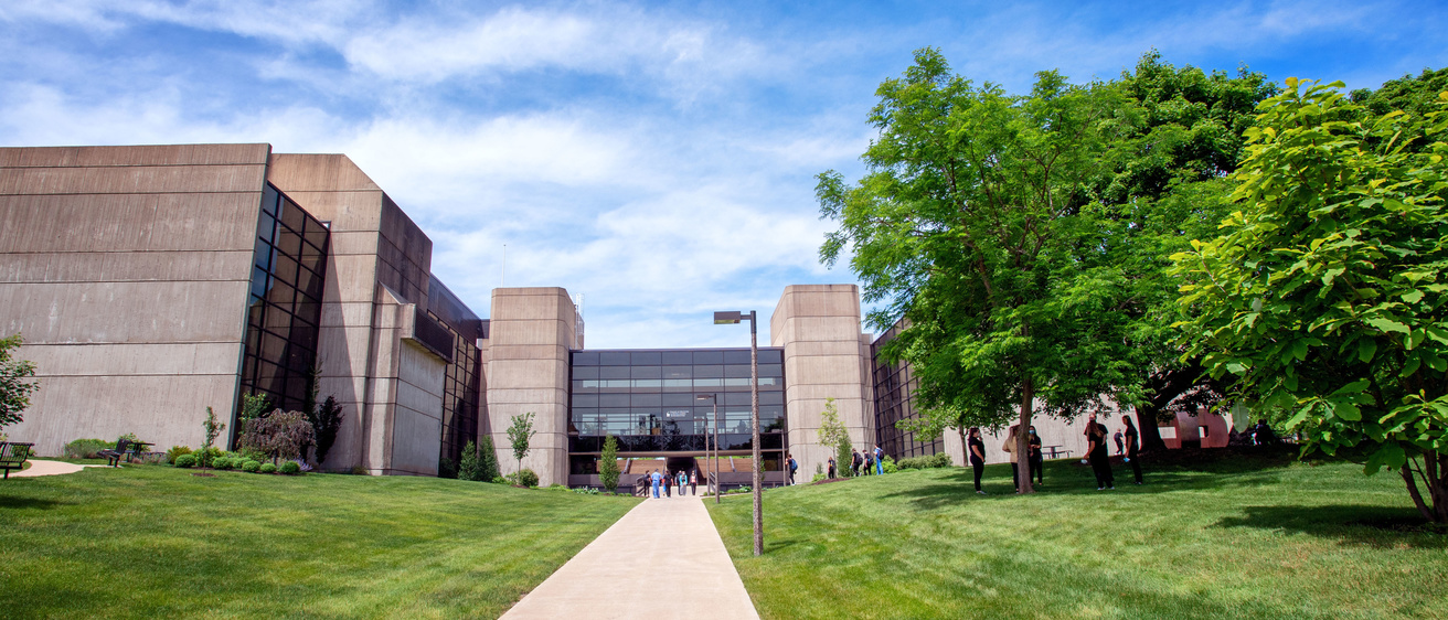 image of exterior of Dental Science Building