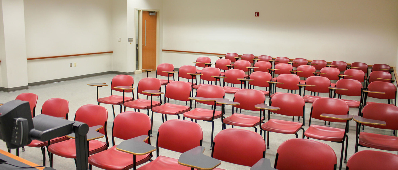 Photo of classroom 3321 Seamans Center