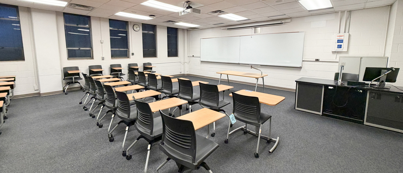 image of classroom 25 Phillips Hall