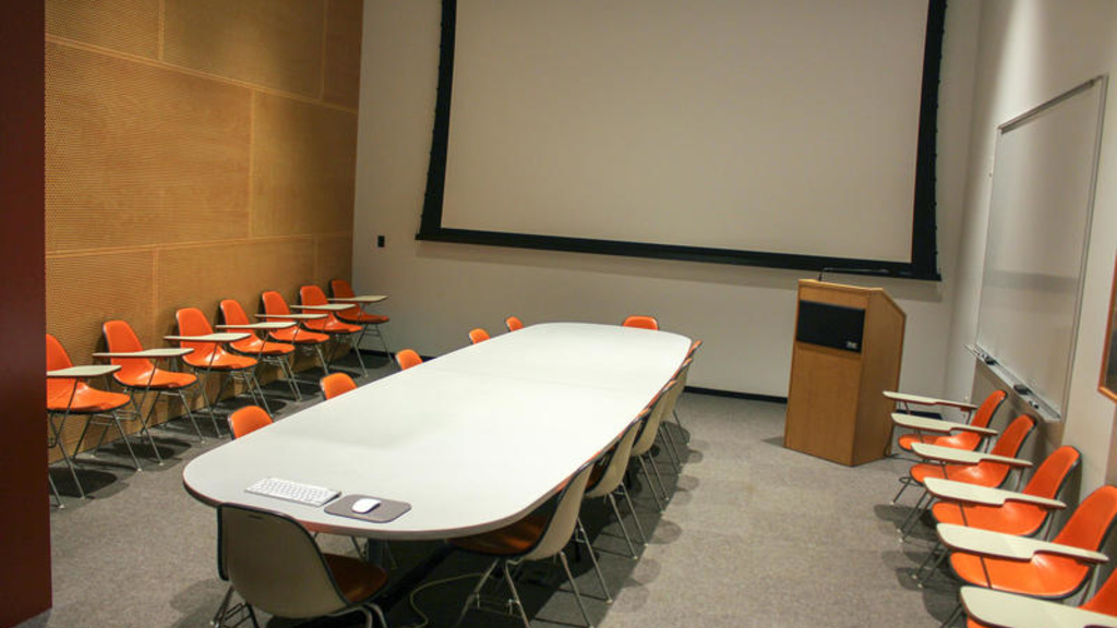 Image of seminar classroom 110 Art Building West
