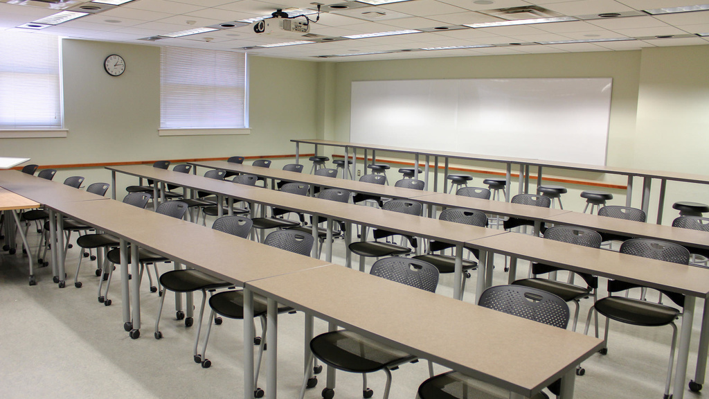 Photo of classroom 4030 Seamans Center